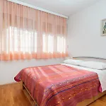 Comfortable And Fully Furbished Karolina In The Center Апартаменты *
