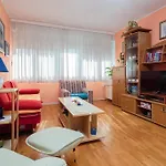 Comfortable And Fully Furbished Karolina In The Center Апартаменты