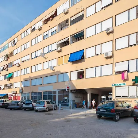 Daire Comfortable And Fully Furbished Karolina In The Center