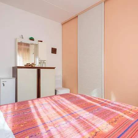 Comfortable And Fully Furbished Karolina In The Center ספליט