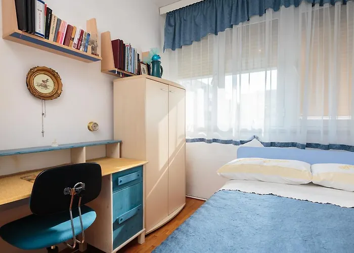 Comfortable And Fully Furbished Karolina In The Center Apartment *